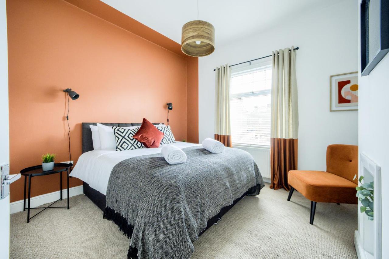 Coventry Fashionable House, City Centre, Free Parking, Sleeps 4, By Empower Homes Εξωτερικό φωτογραφία