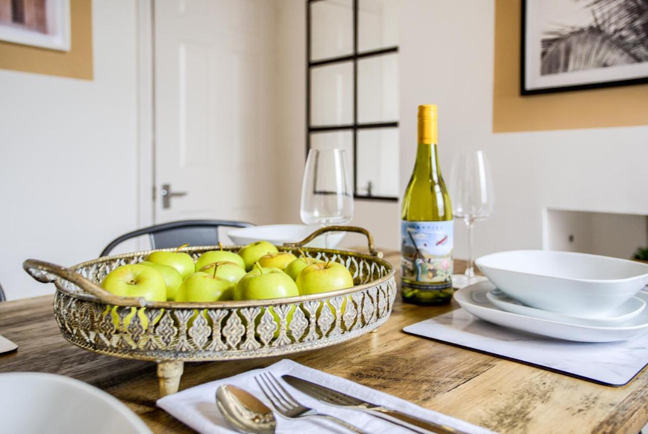 Coventry Fashionable House, City Centre, Free Parking, Sleeps 4, By Empower Homes Εξωτερικό φωτογραφία